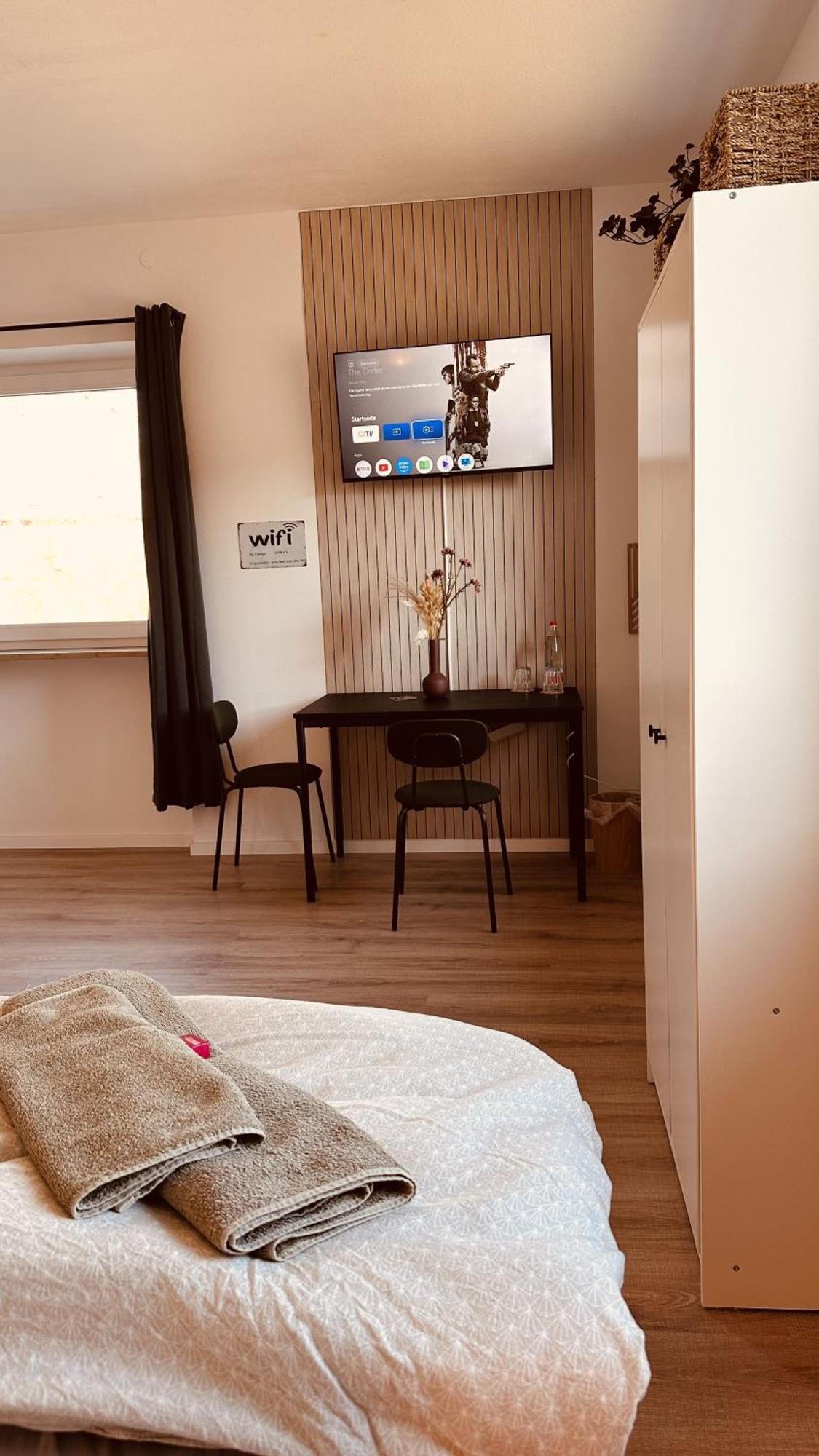Apartment Mit Netflix - Parken - Kueche - Bad Weiden in der Oberpfalz Kültér fotó